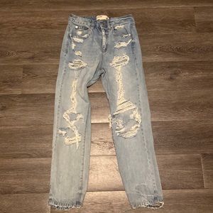 Garage high wastes loose fit destroyed denim jeans
